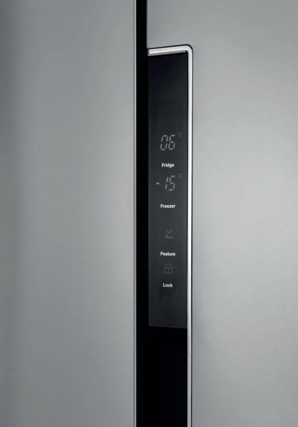 cc83836dx_display-600x859